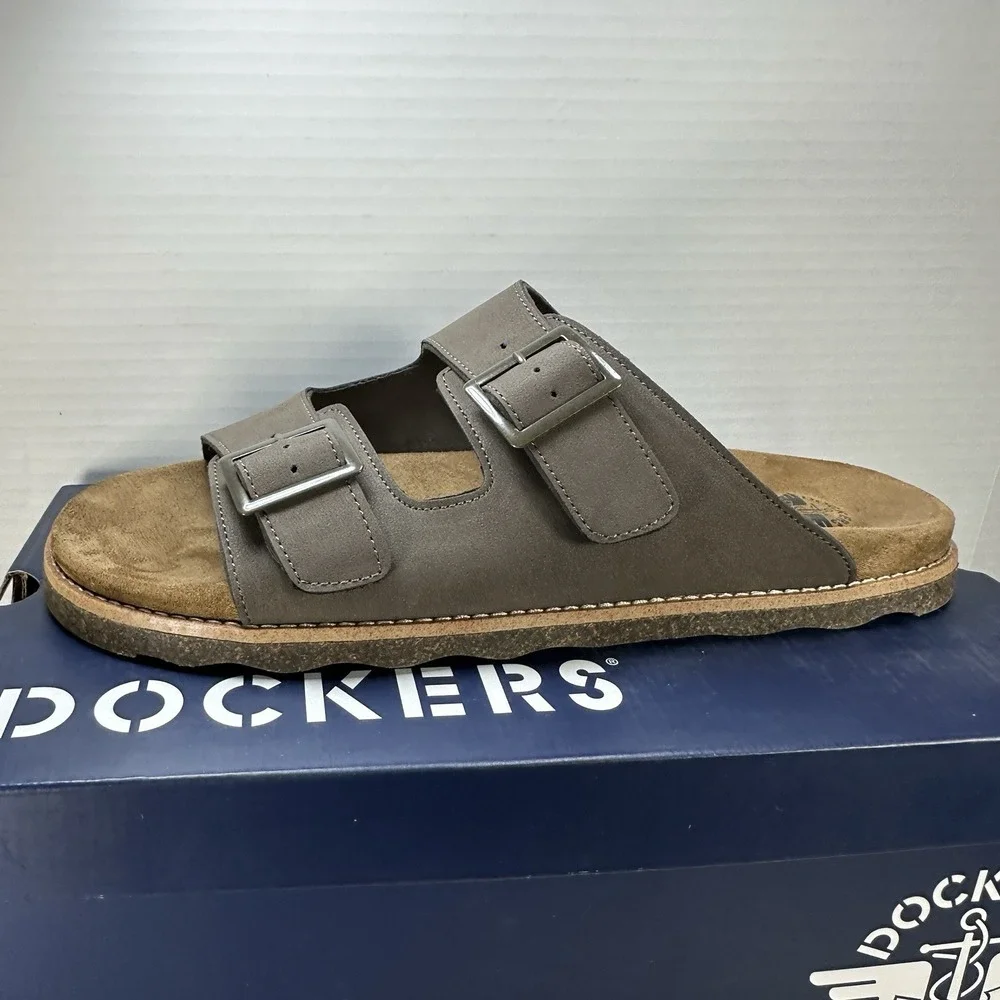 Dockers Men's 13M‎ Benham Brown Sandals Beach Summer Vacation NEW
